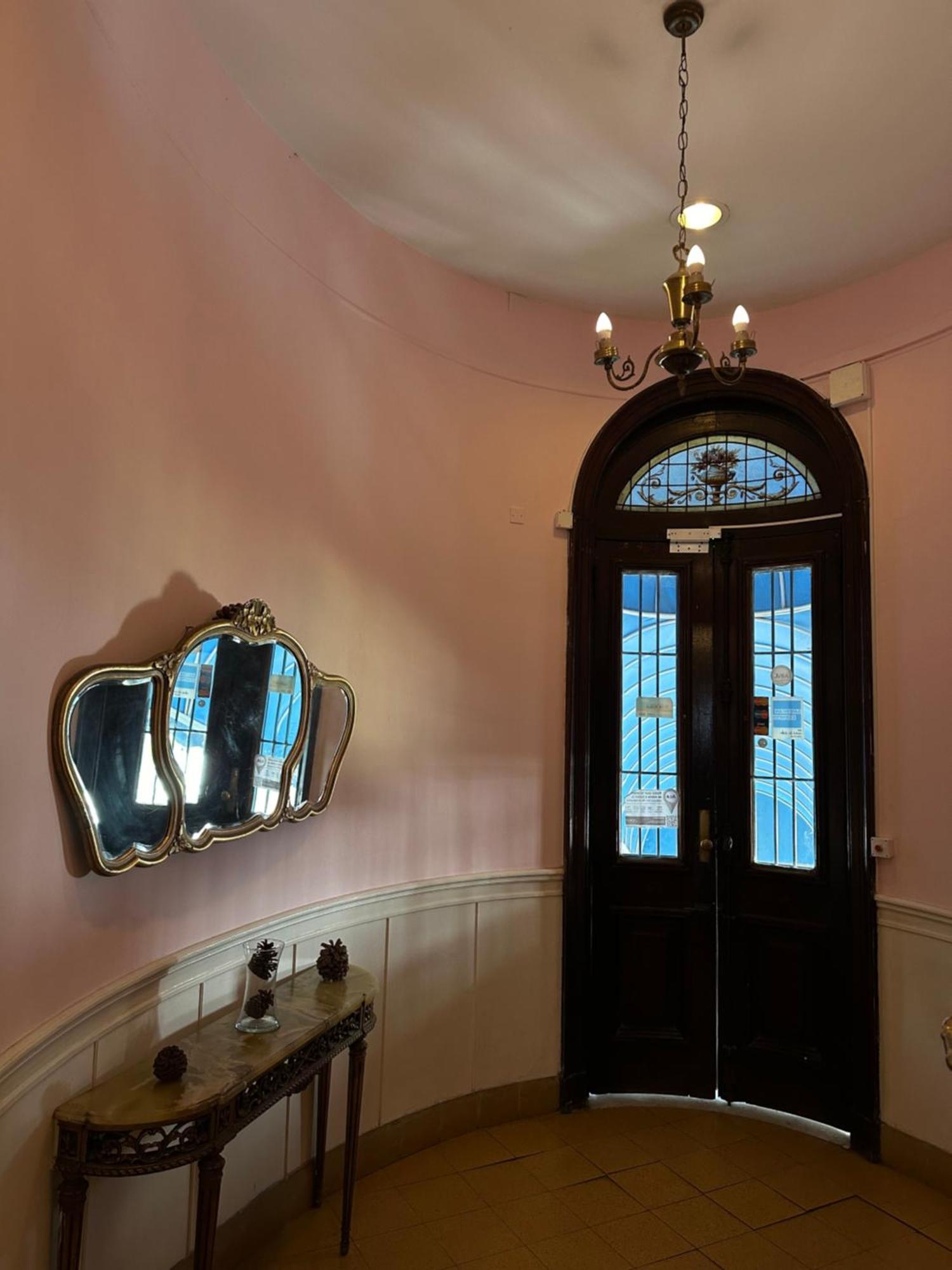 Hotel Vicente López エクステリア 写真