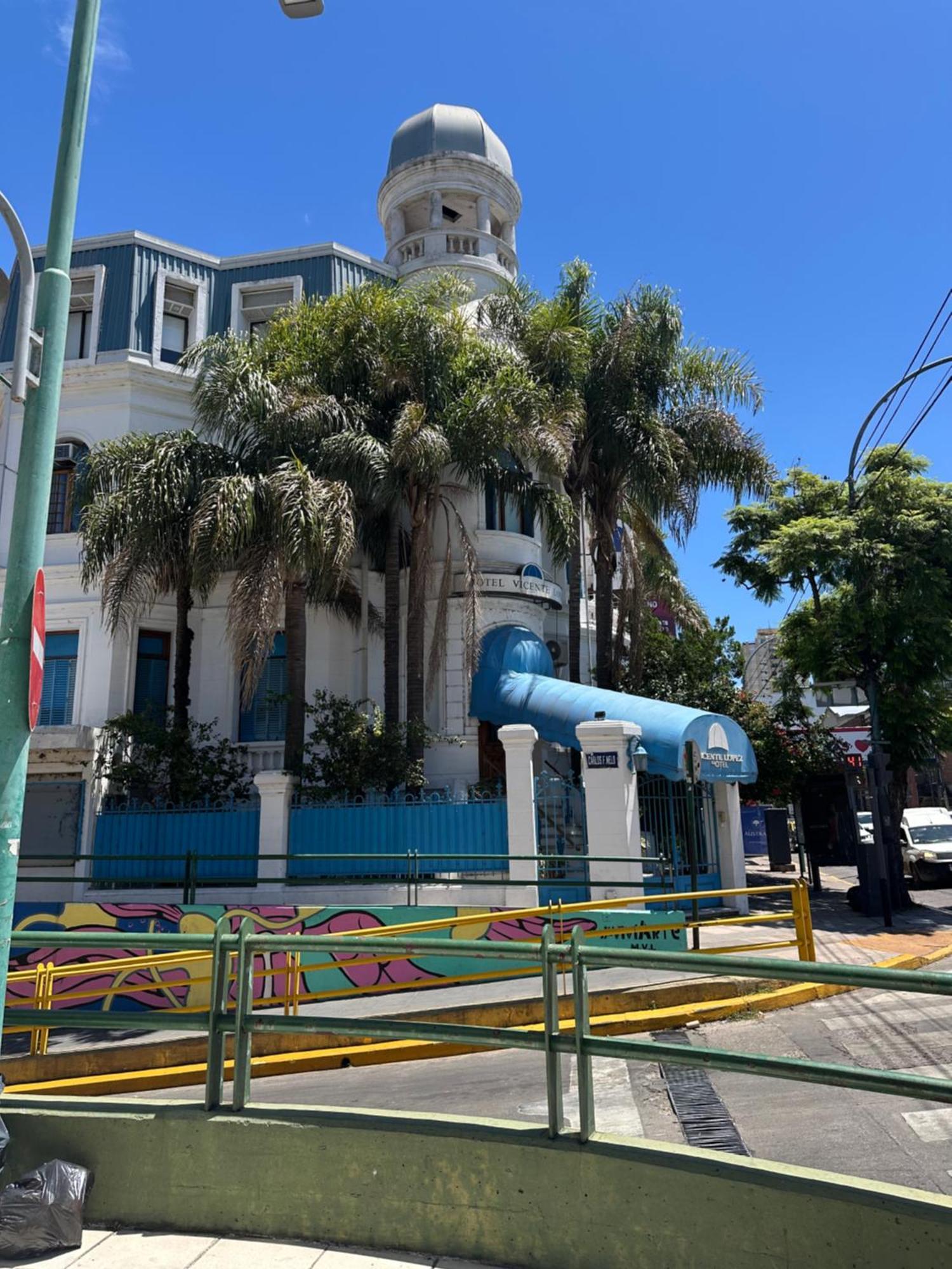 Hotel Vicente López エクステリア 写真