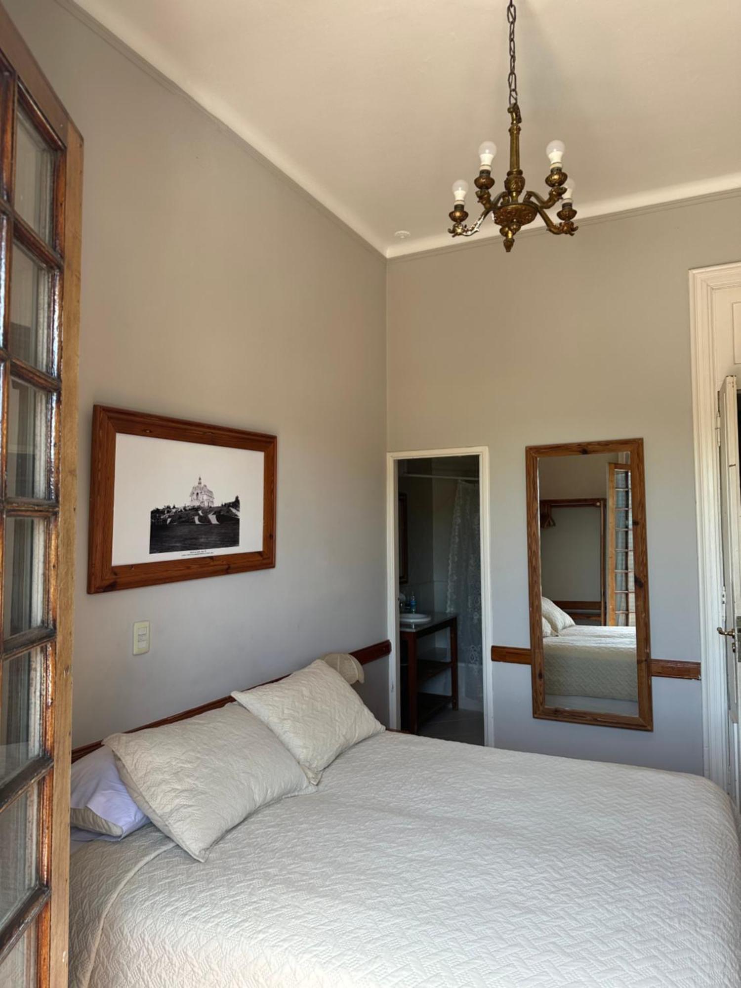 Hotel Vicente López エクステリア 写真